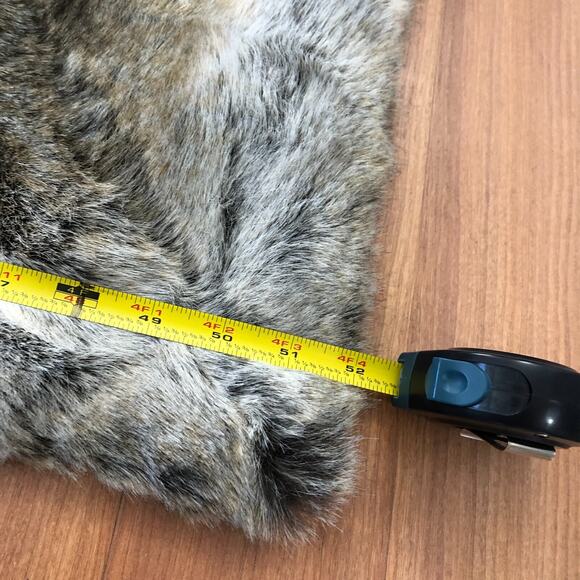 Pierre Frey Paris FAUX FUR Cotton Acetate 52x53.5 Gray MINT HRJ - Picture 4 of 8